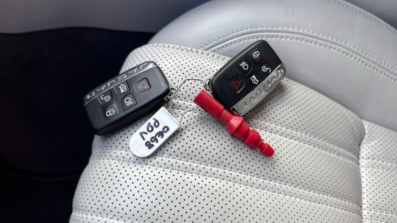 Jaguar XF 2.0i [300] Portfolio 5dr Auto AWD Petrol Estate